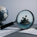 Lista neagră a paradisurilor fiscale și impozitul global: Arsenalul UE împotriva evaziunii în 2026